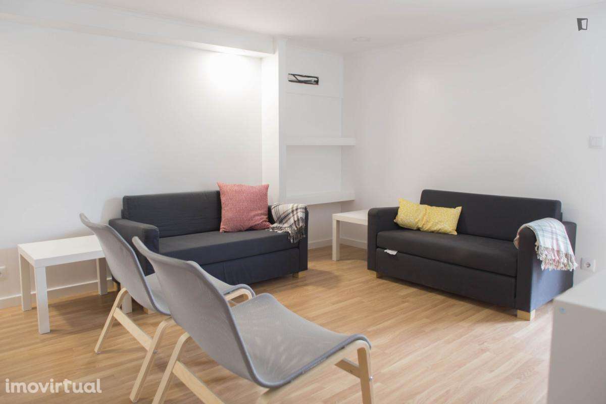 Quarto - localizado em Rio Tinto Porto - Grande imagem: 4/18
