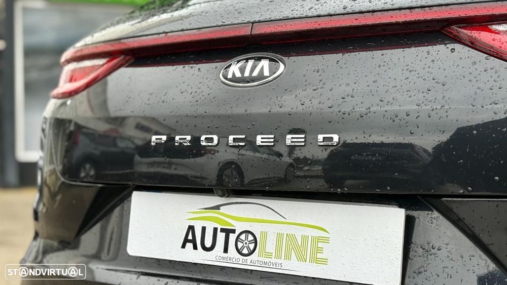 Kia ProCeed 1.6 T-GDI GT 7DCT - 17