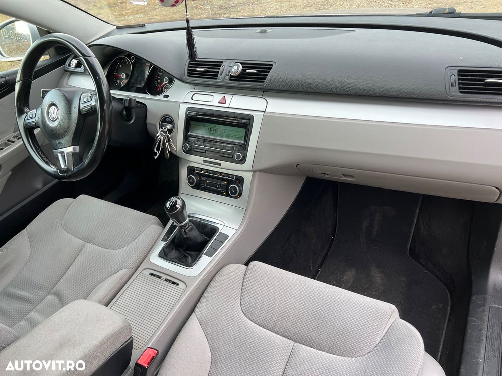 Volkswagen Passat 2.0 TDI Comfortline DPF - 15