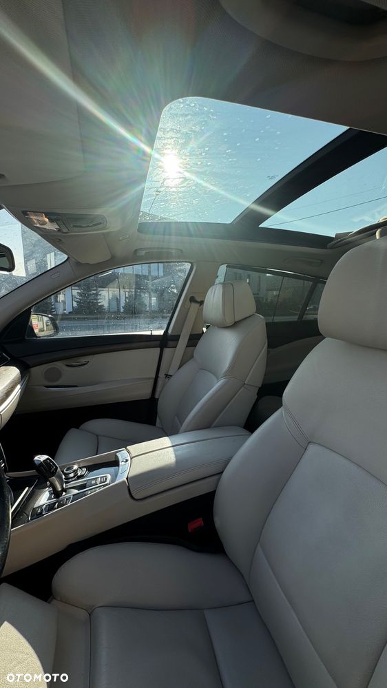 BMW 5GT 530d - 17