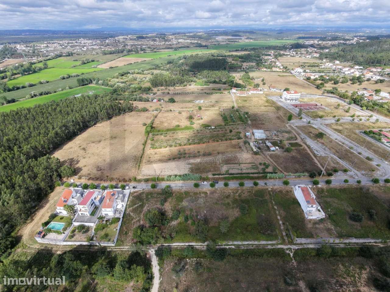 Terreno para construção na Granja do Ulmeiro (Lote 40) - Grande imagem: 3/5