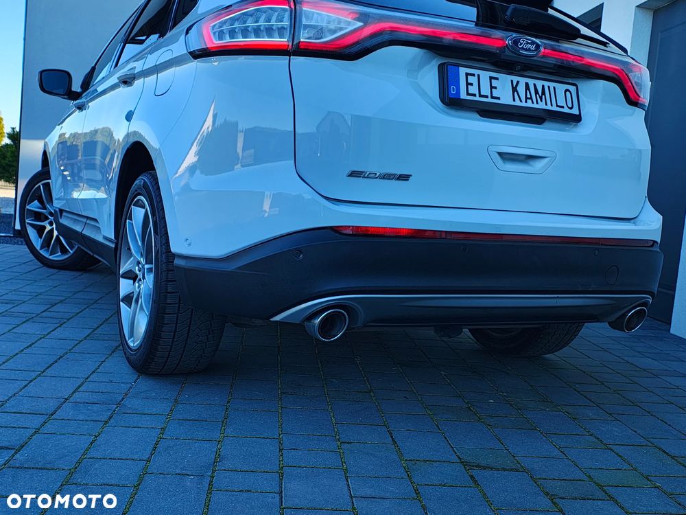 Ford Edge 2.0 TDCi 4x4 Titanium - 32