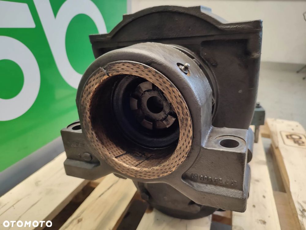 Skrzynia Reduktor Mecalac 12 MTX - 10