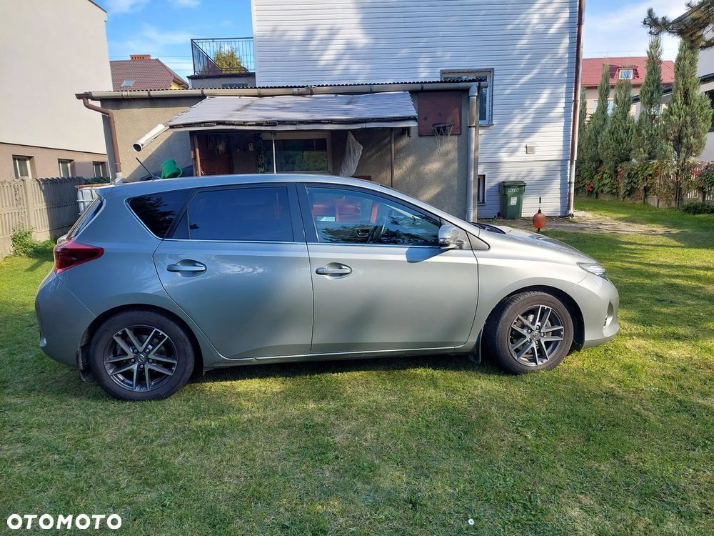 Toyota Auris - 6
