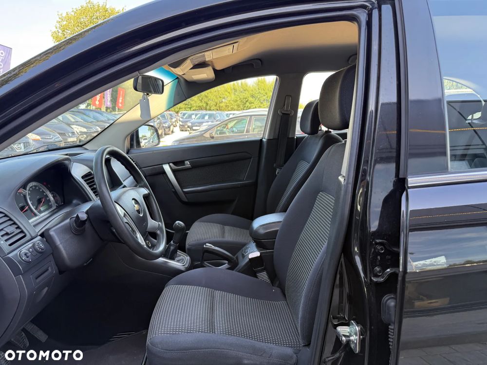 Chevrolet Captiva 2.4 2WD 7 Sitzer LS Family Edition - 32
