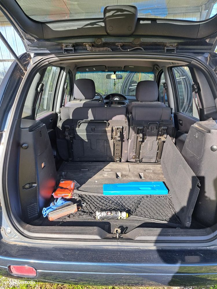 Hyundai Matrix 1.5 CRDi GLS - 5