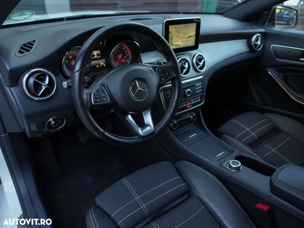 Mercedes-Benz CLA 220 d 7G-DCT Peak Edition - 12