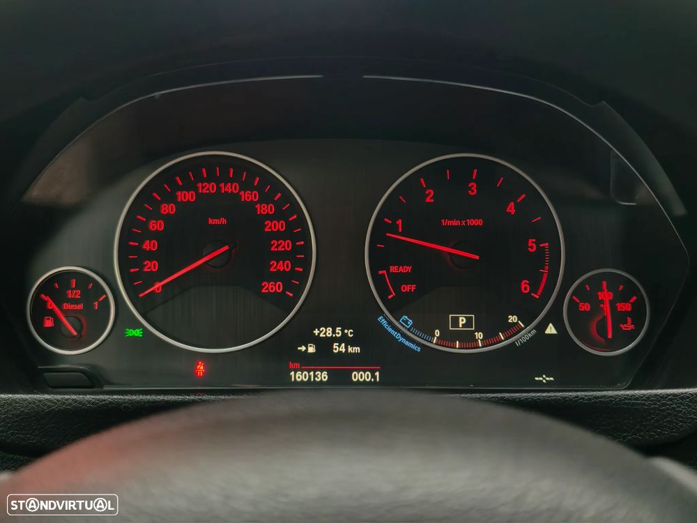 BMW 318 d Aut. Sport Line - 38