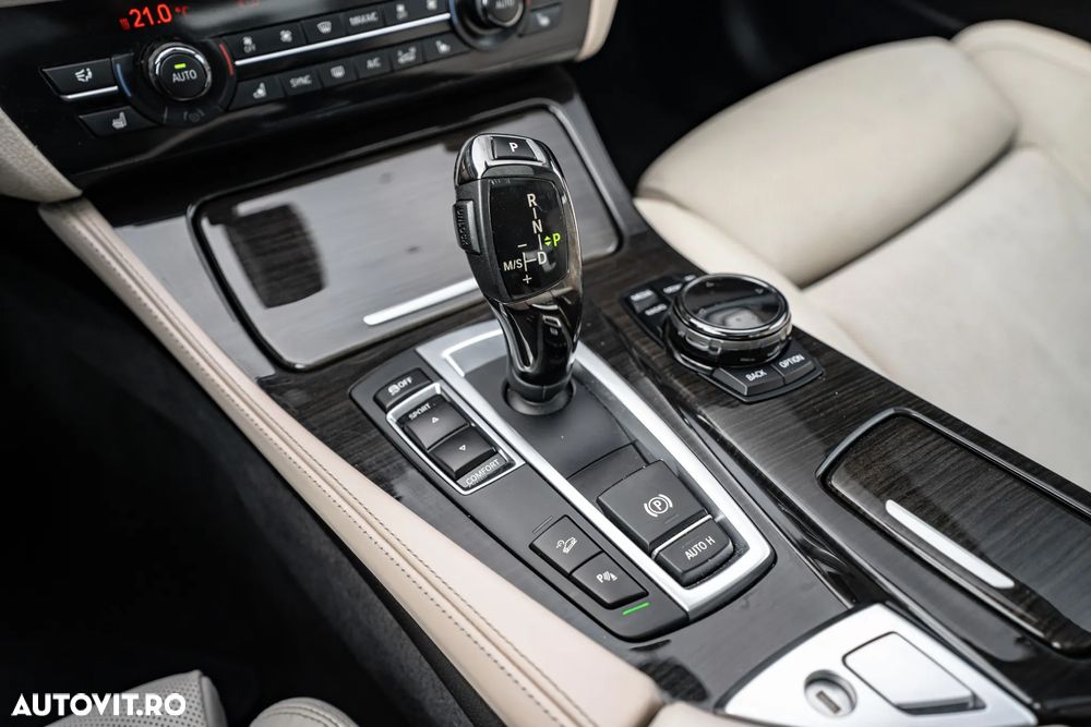 BMW Seria 5 530d xDrive - 15