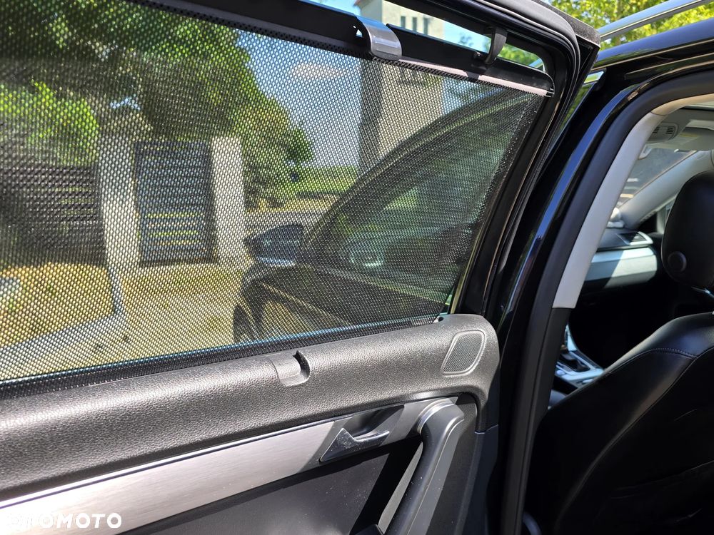 Volkswagen Passat Variant 2.0 Blue TDI DSG SCR Highline - 14