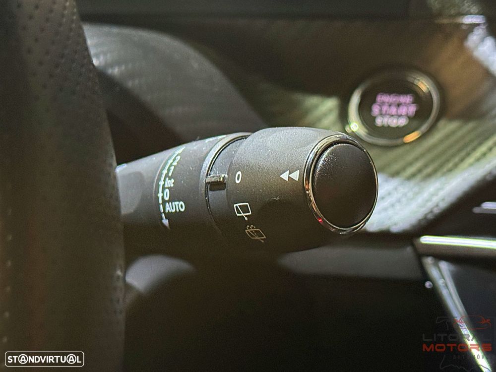 Peugeot 2008 1.2 PureTech GT EAT8 - 27