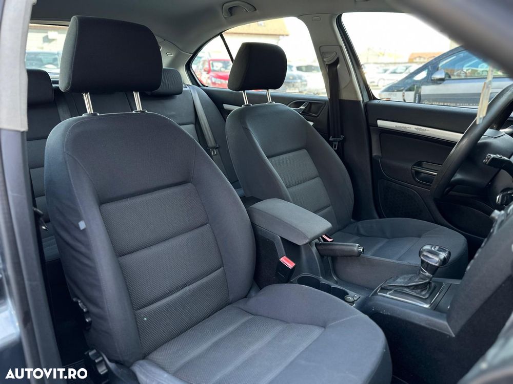 Skoda Octavia 2.0 TDI Ambiente Aut - 22