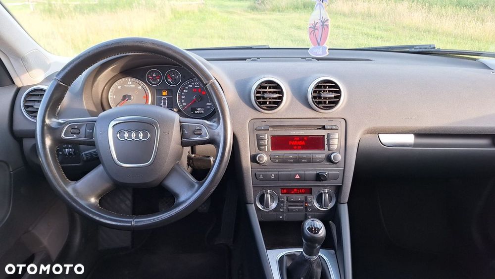 Audi A3 Sportback - 12
