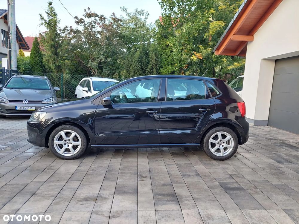 Volkswagen Polo - 2