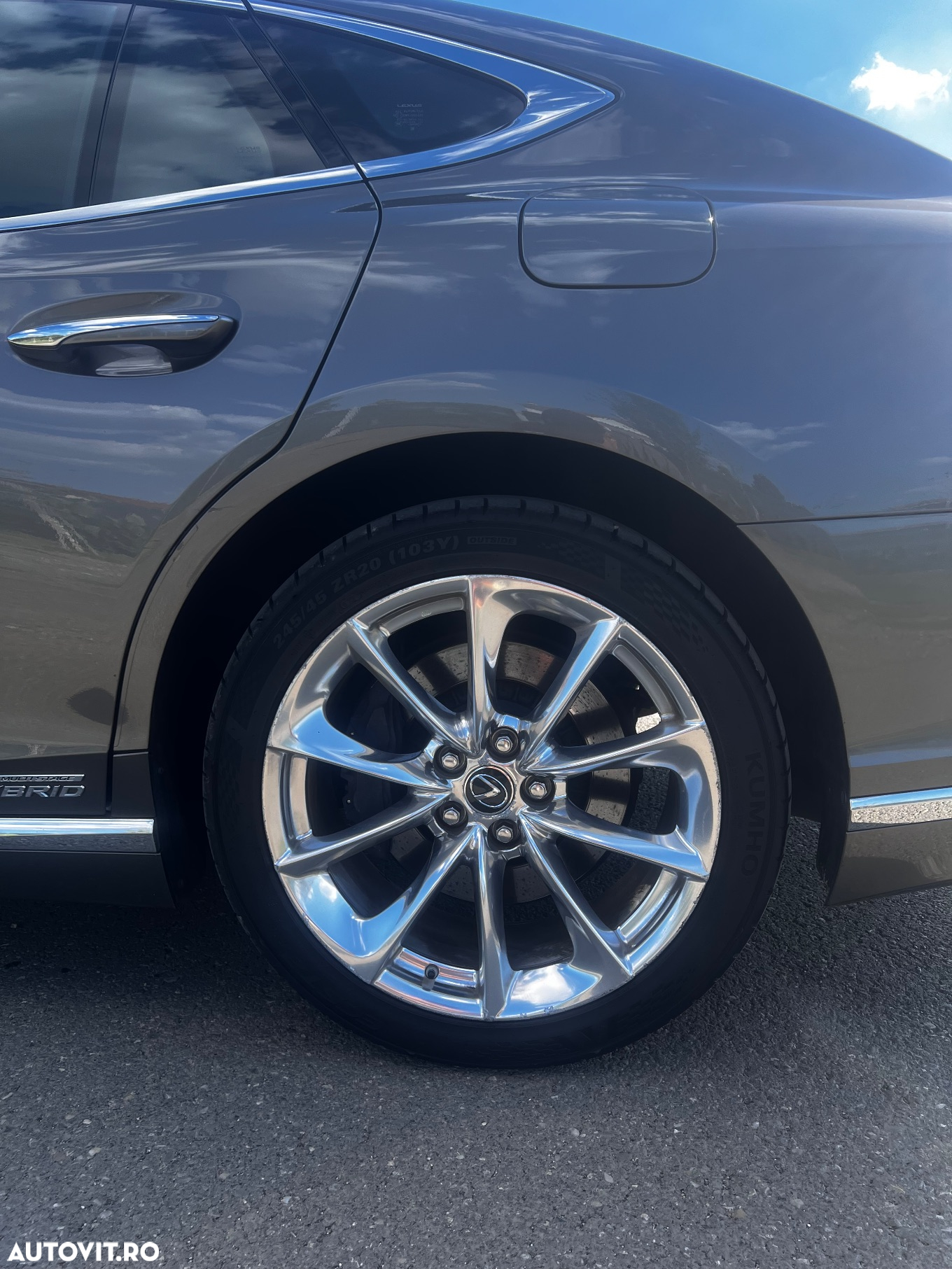 Lexus Seria LS - 9