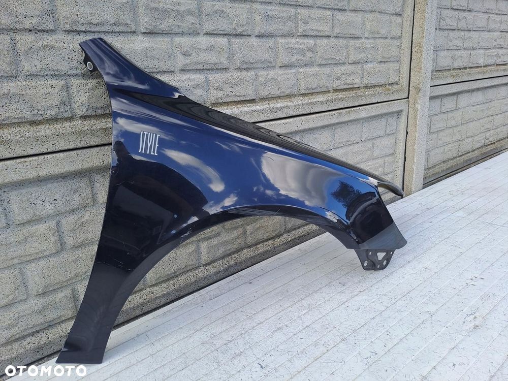 skoda octavia ii 2 lift 08-13 błotnik prawy przód oryginał - 3