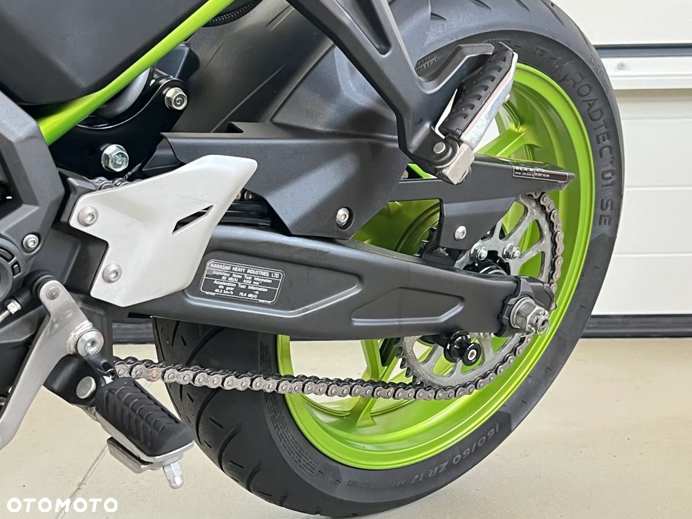 Kawasaki Z 650 - 11