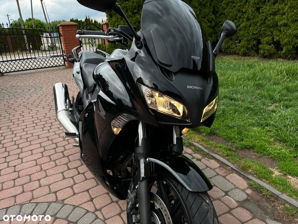 Honda CBF - 14