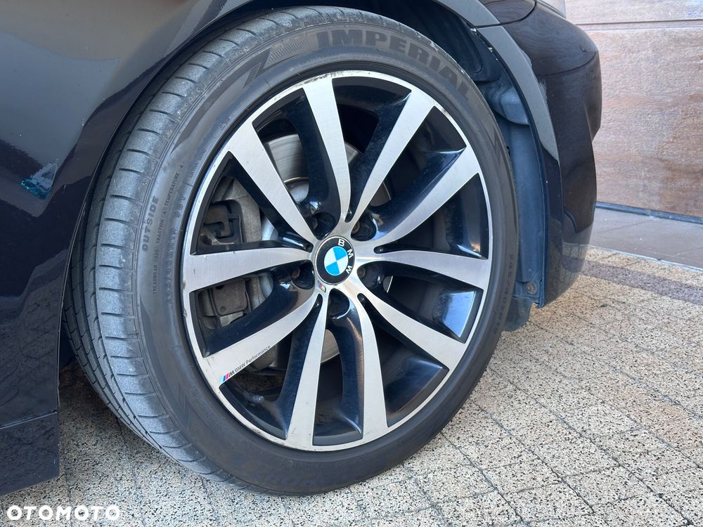 BMW Seria 5 528i xDrive - 17