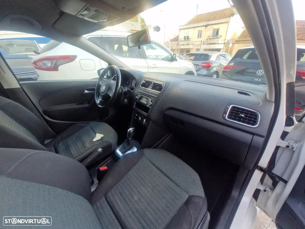 VW Polo 1.6 TDI Conforline DSG - 9