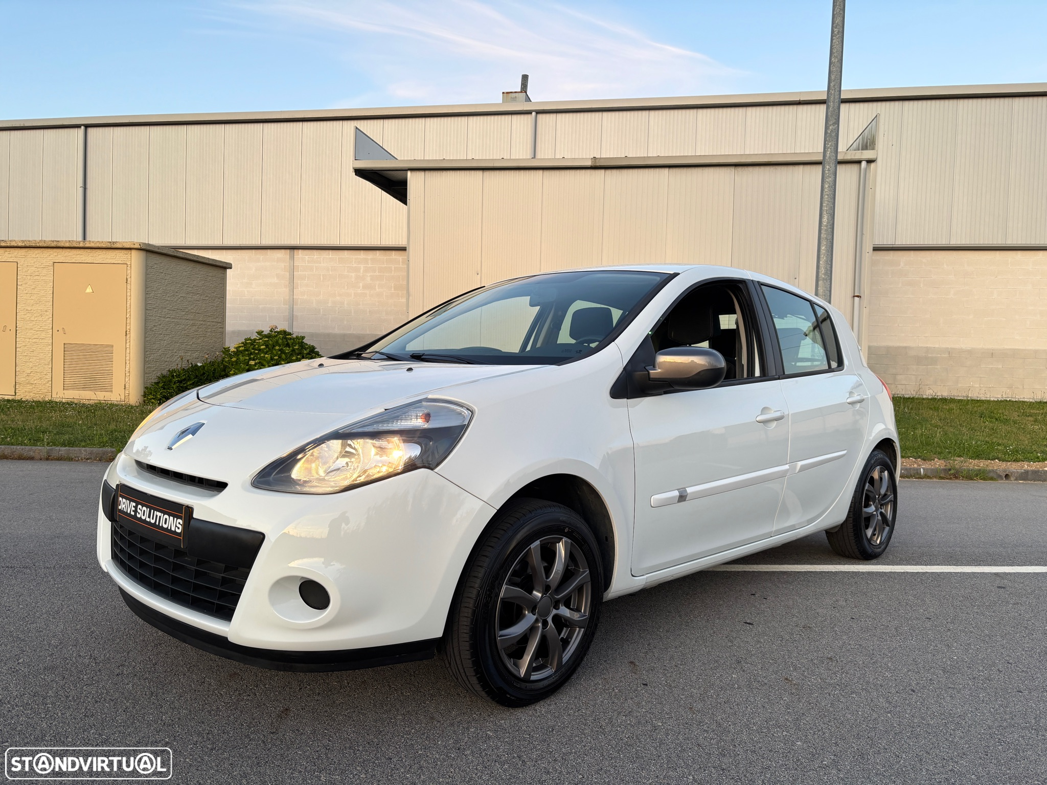 Renault Clio 1.5 dCi Dynamique S - 18