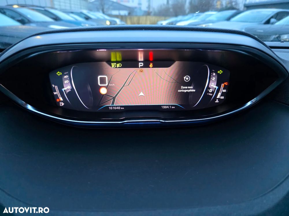 Peugeot 3008 PureTech 130 Stop & Start GPF EAT8 GT - 28