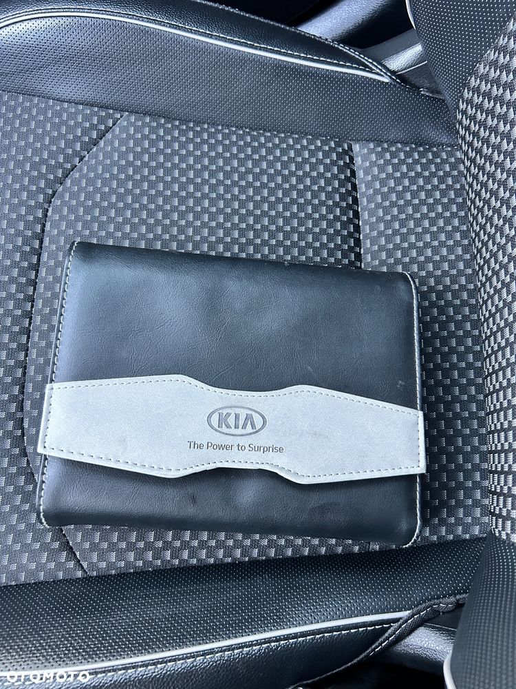 Kia XCeed - 27