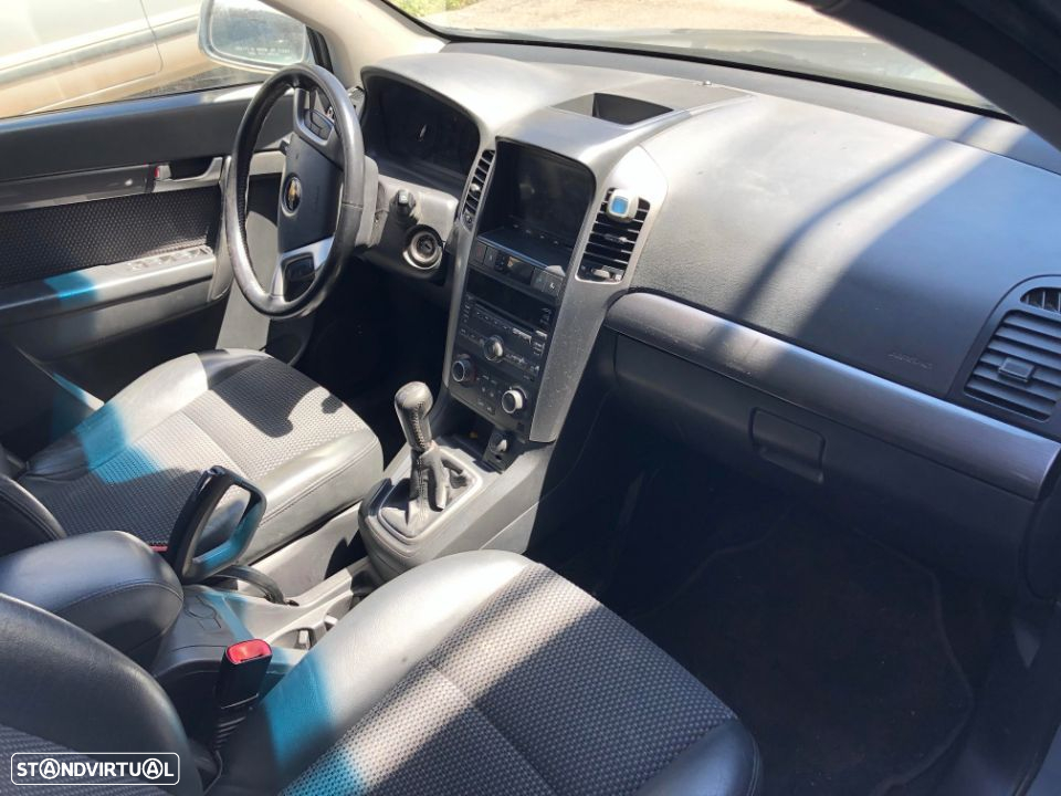Chevrolet Captiva 2.0 VCDi Seven Extreme (150cv) de 2010 para peças - 7