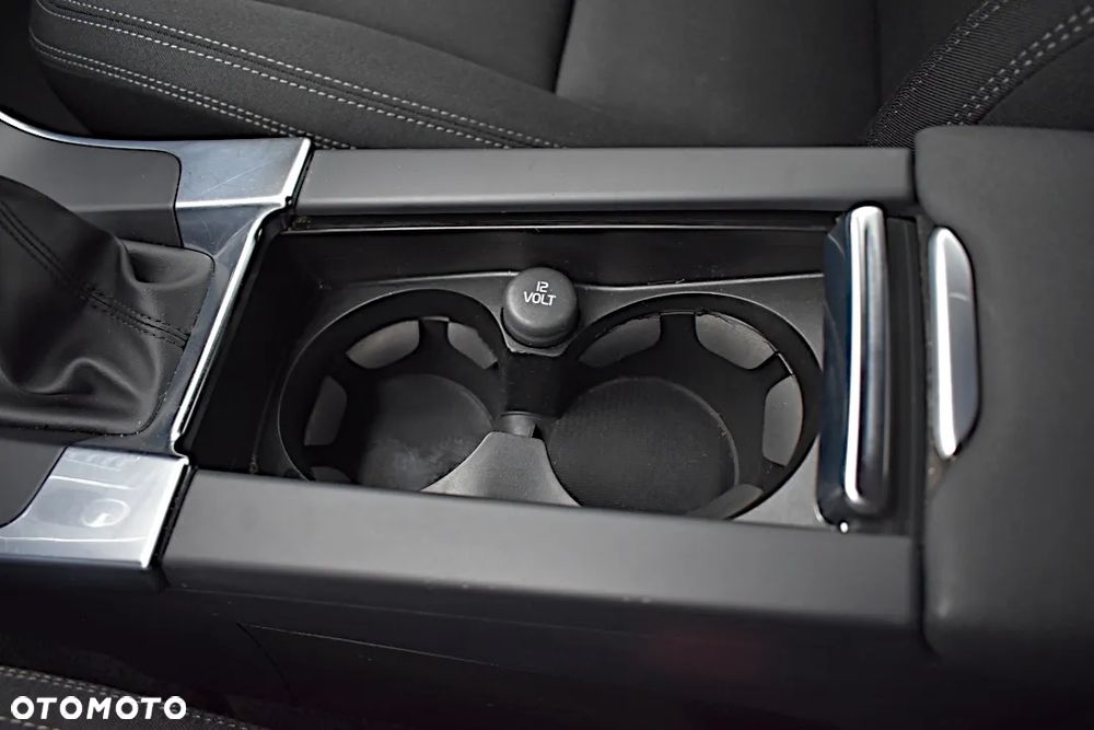Volvo V60 DRIVe - 23