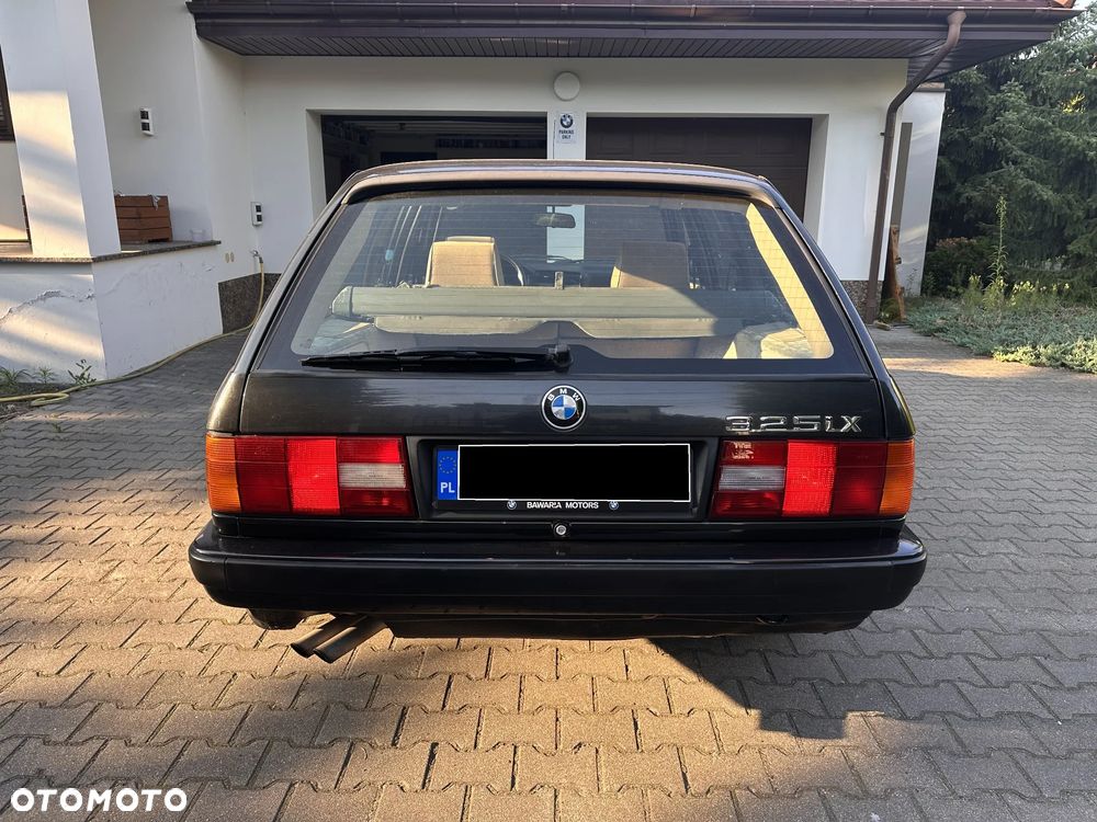 BMW Seria 3 325iX - 5