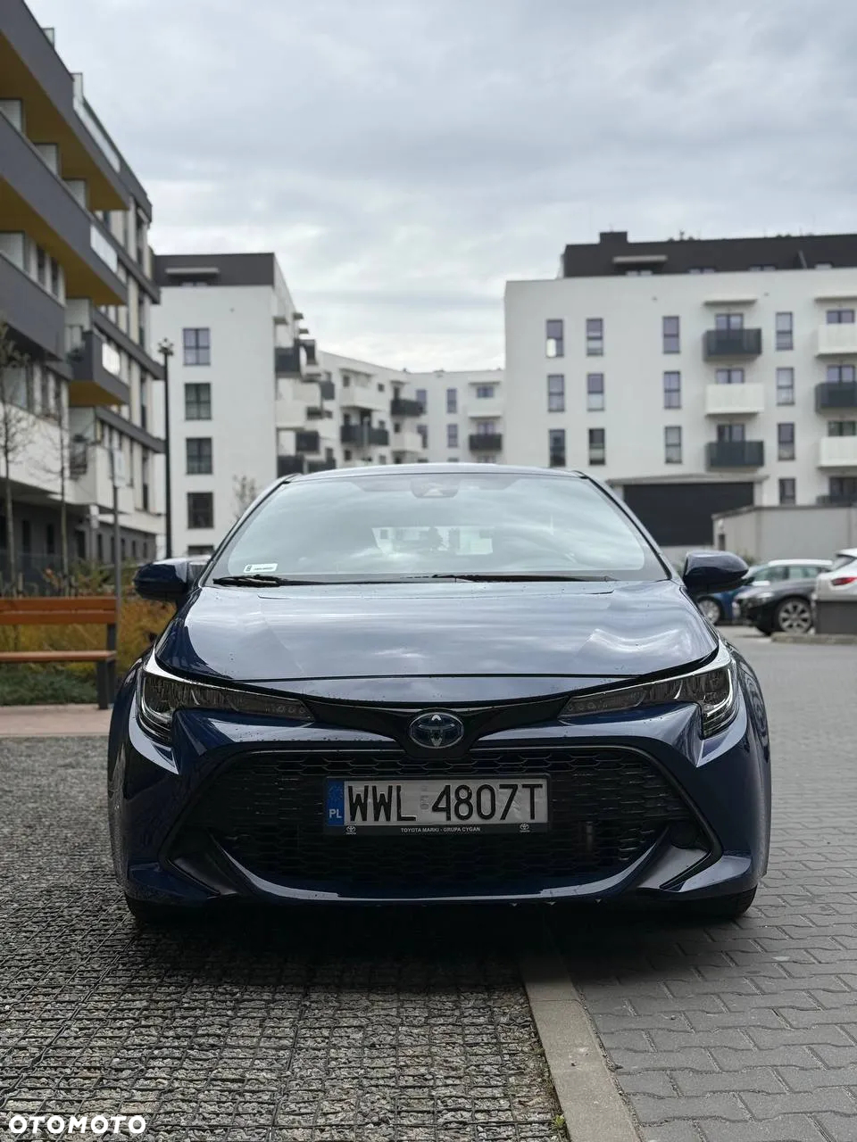 Toyota Corolla 1.8 Hybrid Active - 2