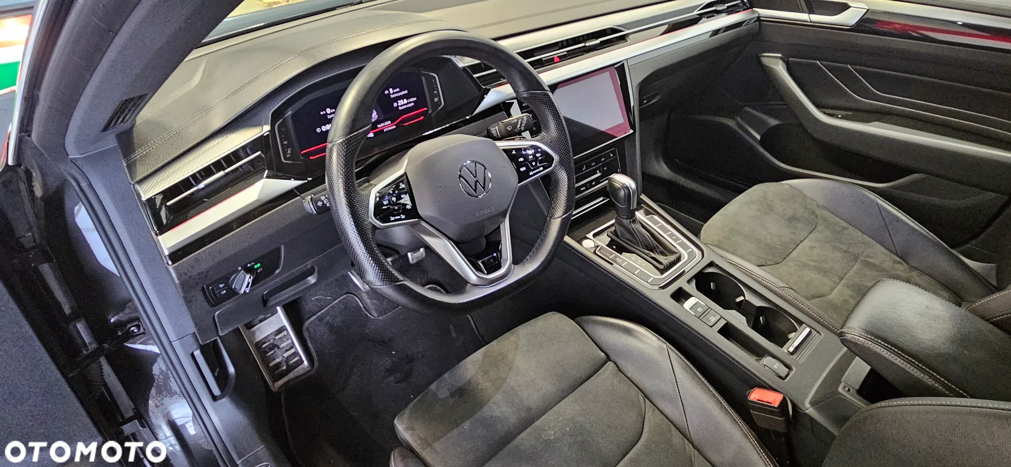 Volkswagen Arteon 2.0 TDI 4Motion R-Line DSG - 11