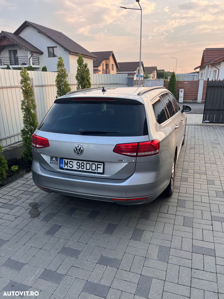 Volkswagen Passat 1.6 TDI Comfortline - 3