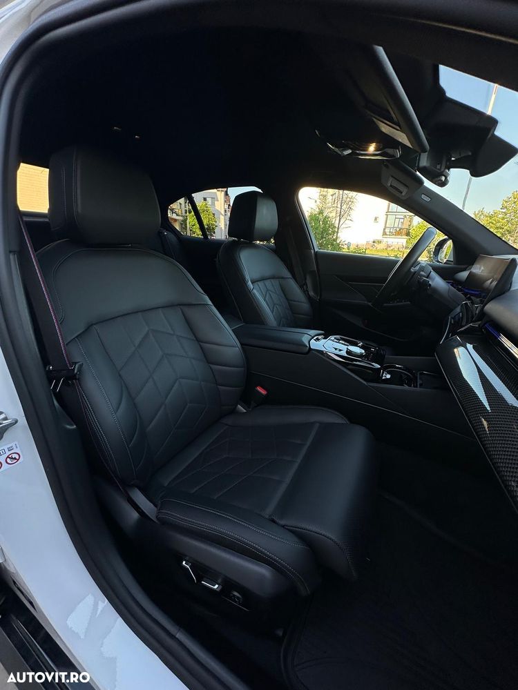 BMW Seria 5 520i Aut. - 33