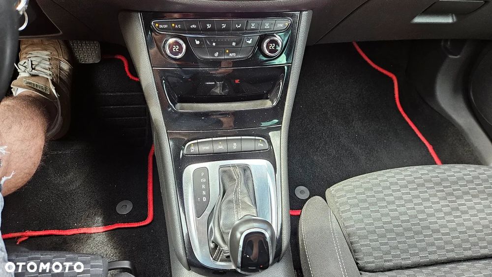 Opel Astra 1.4 Turbo Start/Stop Automatik Innovation - 14