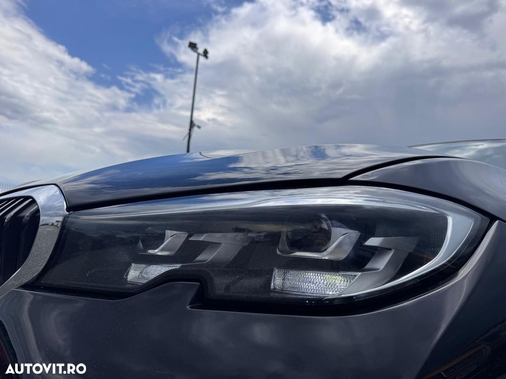 BMW Seria 3 320i AT - 7