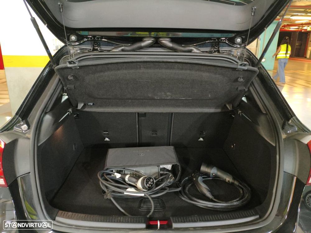 Mercedes-Benz A 250 e Style Plus - 12
