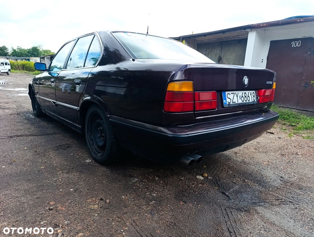 BMW Seria 5 520i - 9