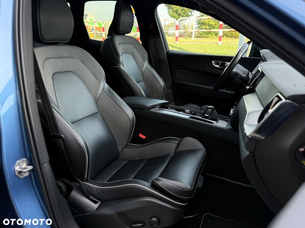 Volvo XC 60 - 36
