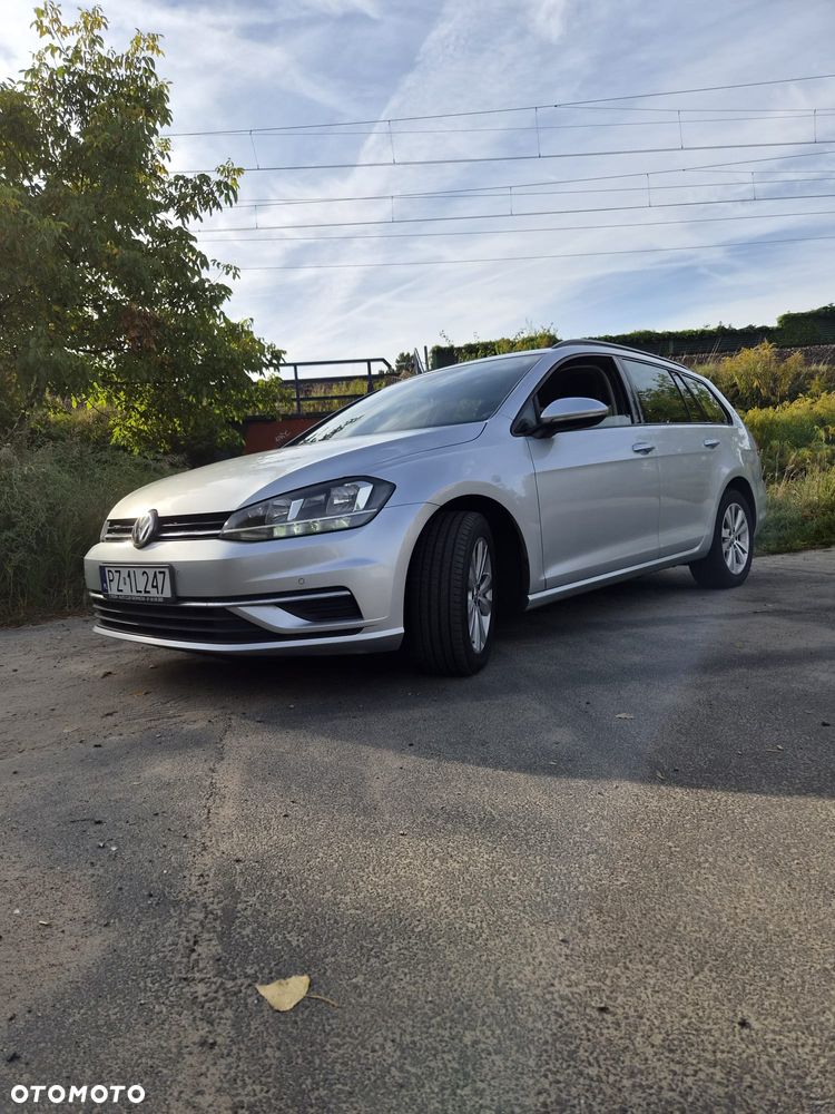 Volkswagen Golf - 11
