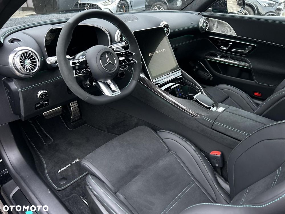 Mercedes-Benz AMG GT - 10