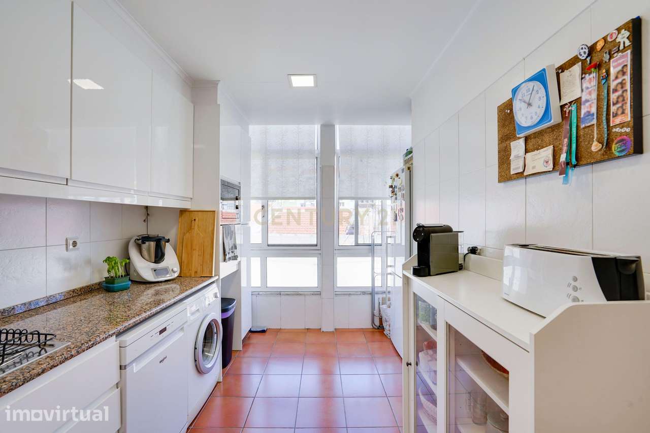Apartamento T2 em Odivelas, perto de Metro e serviços, Lisboa - Grande imagem: 2/32