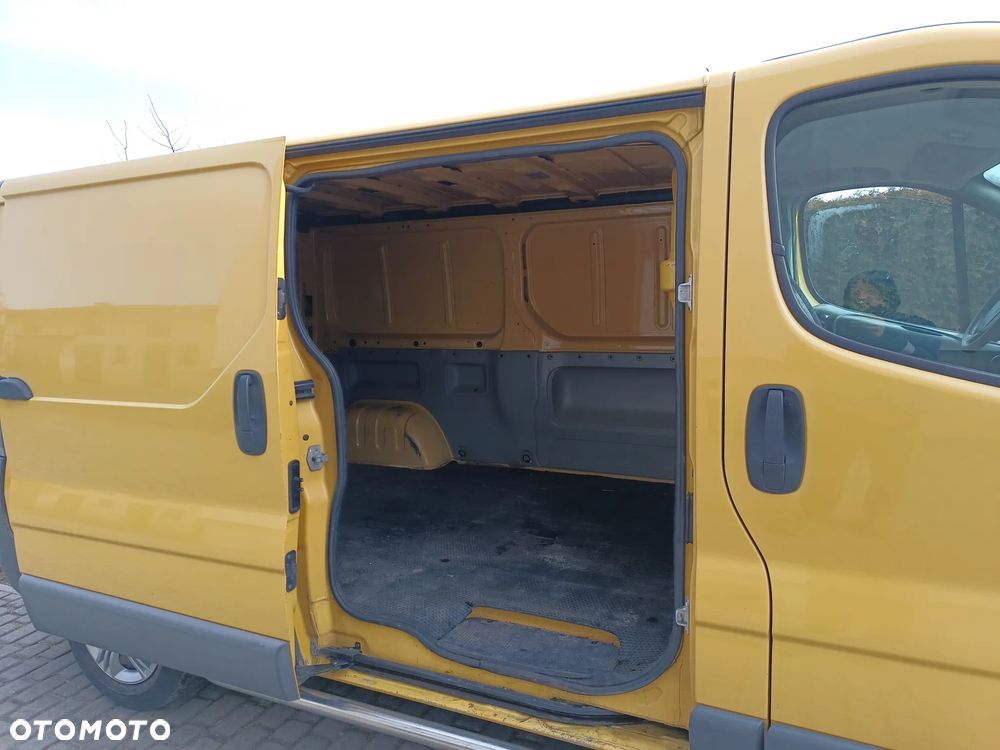Renault TRAFIC - 3
