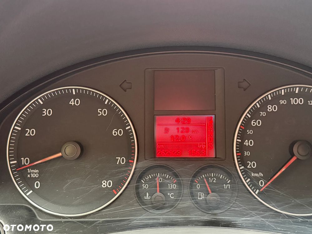 Volkswagen Golf 2.0 FSI Comfortline DSG - 15