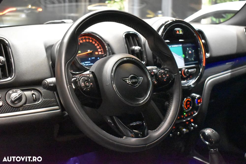 Mini Countryman Cooper S E ALL4 AT - 9