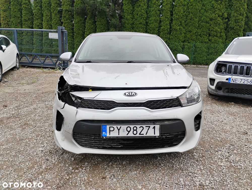 Kia Rio - 17