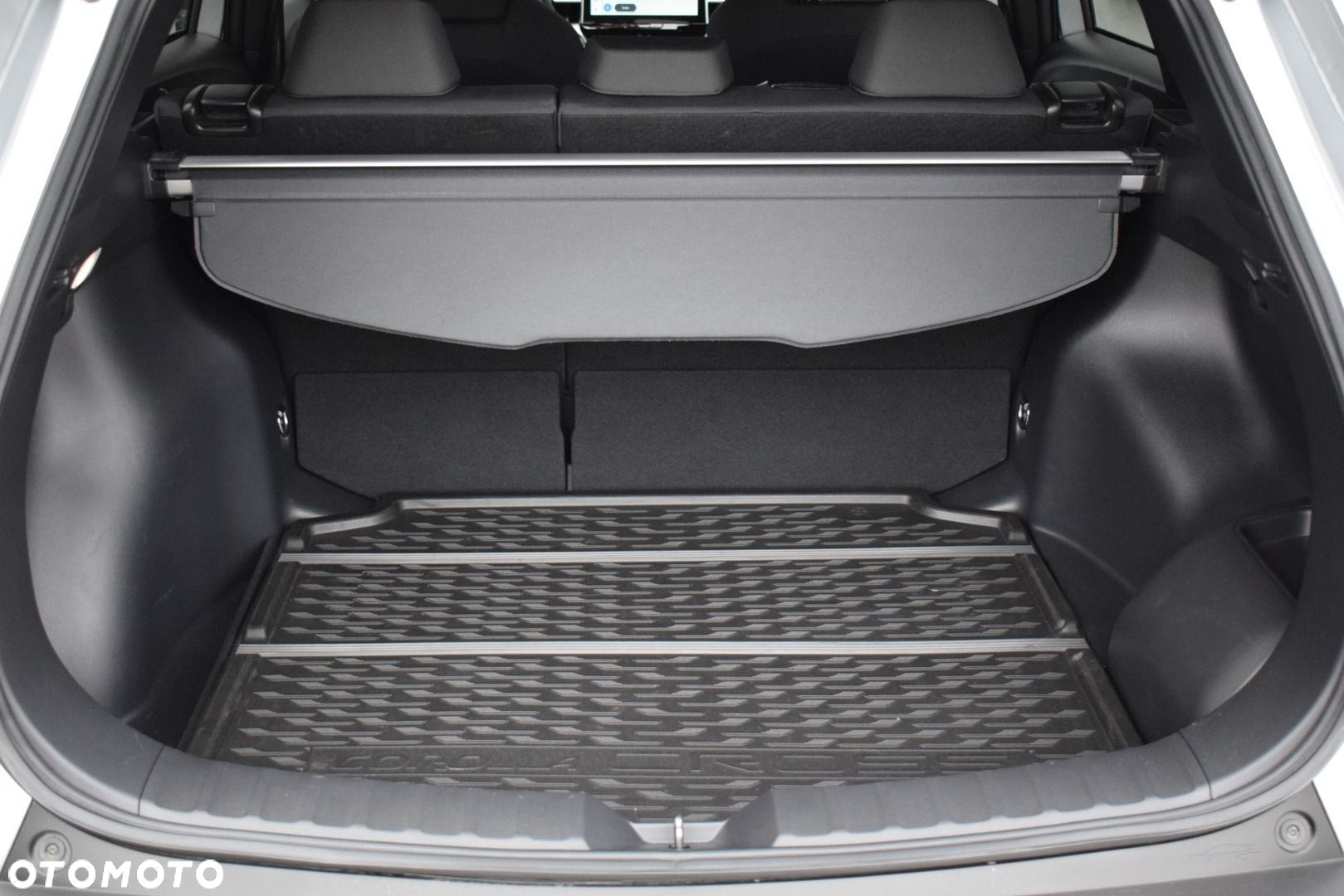 Toyota Corolla Cross 2.0 Hybrid Style - 25