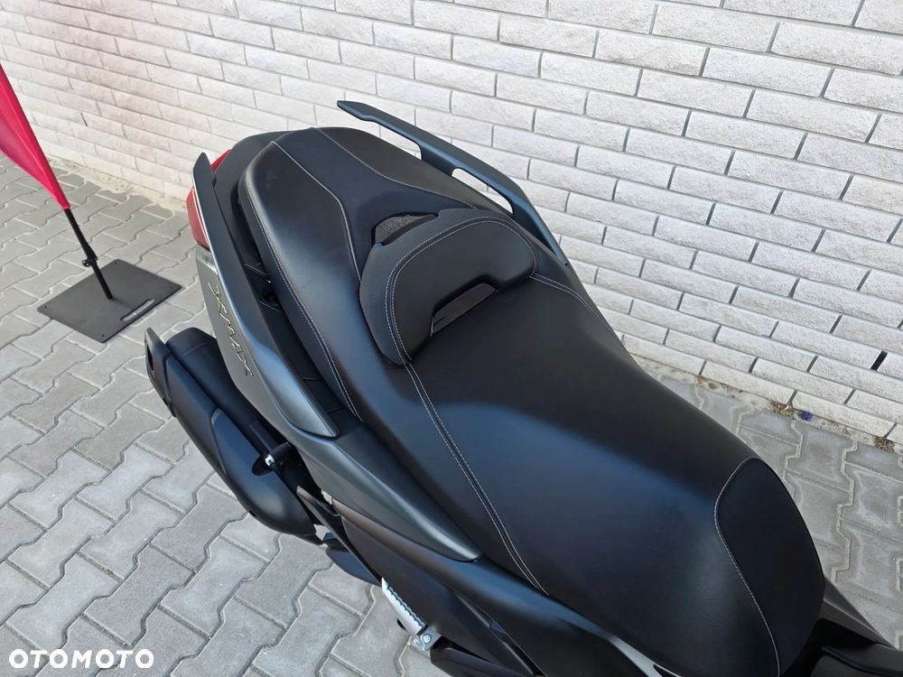 Yamaha X-max - 12