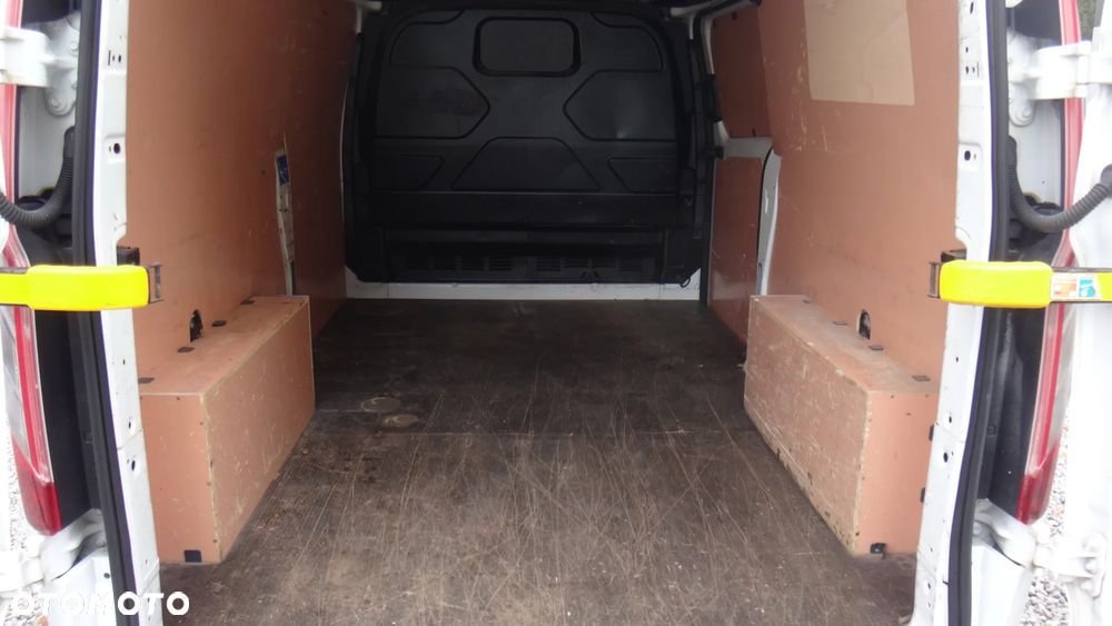 Ford TRANSIT CUSTOM - 7