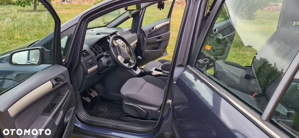 Opel Zafira 1.9 CDTI 111 - 16